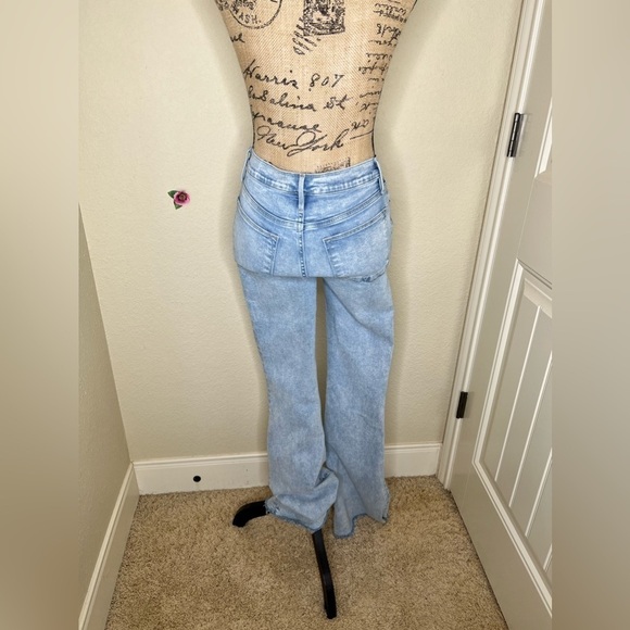 Frame Denim Le High Flare Jeans - Picture 9 of 15